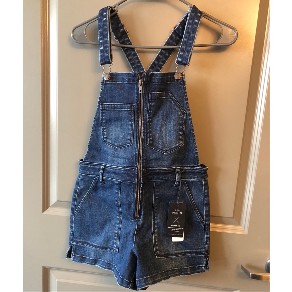 American Eagle short overalls NWT size S